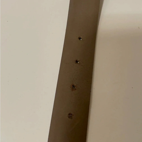 Hugo boss brown belt in good condition - Picture 4 of 8